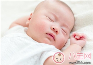 1個(gè)月寶寶需要補(bǔ)鈣嗎 1個(gè)月寶寶缺鈣的表現(xiàn) 1個(gè)月寶寶需要補(bǔ)鈣嗎 1個(gè)月寶寶缺鈣的表現(xiàn)