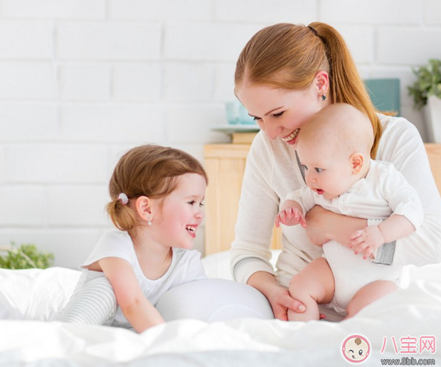 帶寶寶累并幸福的感言說說 帶寶寶累并快樂的說說配圖