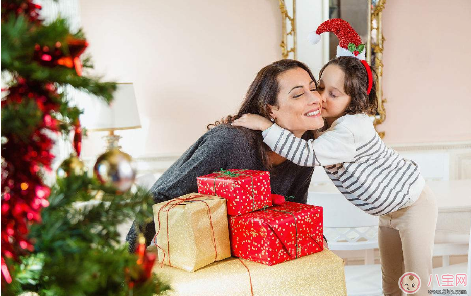 收到送給孩子的衣服的感謝心情話語 感謝別人送給孩子衣服的說說 收到送給孩子的衣服的感謝心情話語 感謝別人送給孩子衣服的說說