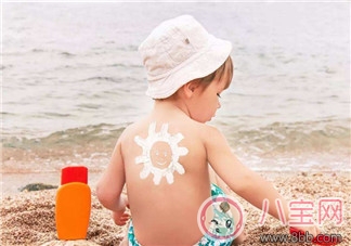 如何避免嬰兒被曬傷 寶寶多大才可以用防曬霜 如何避免嬰兒被曬傷 寶寶多大才可以用防曬霜
