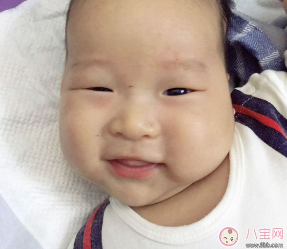 小甜甜兒童氨基酸滋潤霜怎么樣 小甜甜男童滋潤霜好用嗎 小甜甜兒童氨基酸滋潤霜怎么樣 小甜甜男童滋潤霜好用嗎