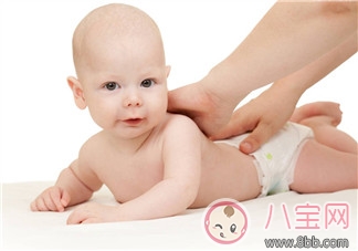 寶寶流清鼻涕怎么推拿 孩子流清鼻涕按摩哪個位置好