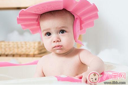 2歲寶寶不愛洗頭怎么辦 讓寶寶乖乖洗頭的小妙招