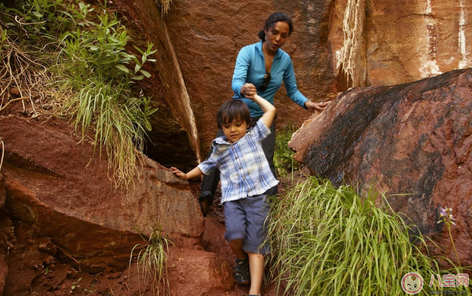 陪孩子爬山的唯美句子說說 帶孩子爬山的優美的心情短語