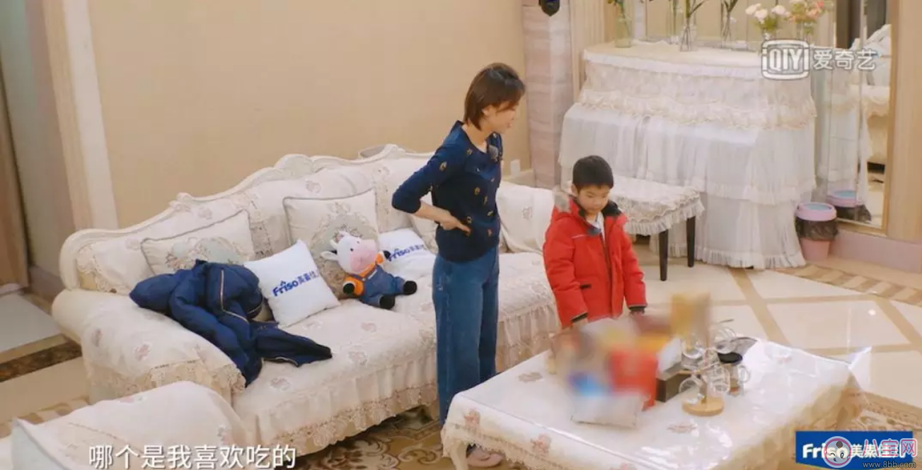 為什么黃圣依和兒子不親 如何增進與孩子之間的感情 為什么黃圣依和兒子不親 如何增進與孩子之間的感情