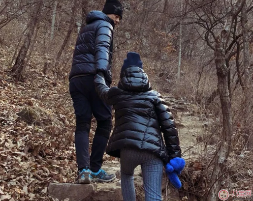 為什么黃圣依和兒子不親 如何增進與孩子之間的感情 為什么黃圣依和兒子不親 如何增進與孩子之間的感情