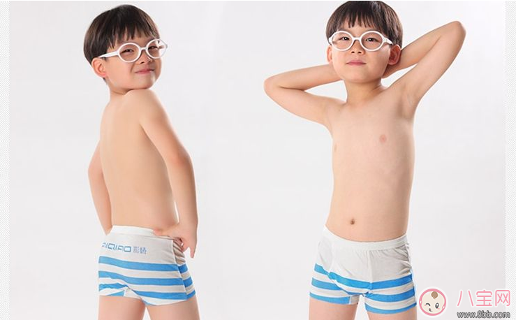 孩子長大一點是應該穿紙尿褲還是內(nèi)褲 孩子多大穿內(nèi)褲好 孩子長大一點是應該穿紙尿褲還是內(nèi)褲 孩子多大穿內(nèi)褲好