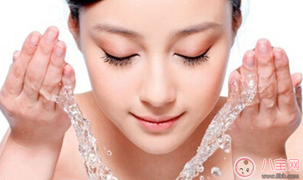 油性皮膚怎么洗臉好 油性皮膚一天洗幾次臉最好 油性皮膚怎么洗臉好 油性皮膚一天洗幾次臉最好