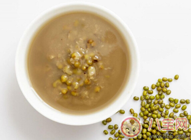 來月經可以喝綠豆湯嗎 經期喝綠豆湯好不好 來月經可以喝綠豆湯嗎 經期喝綠豆湯好不好