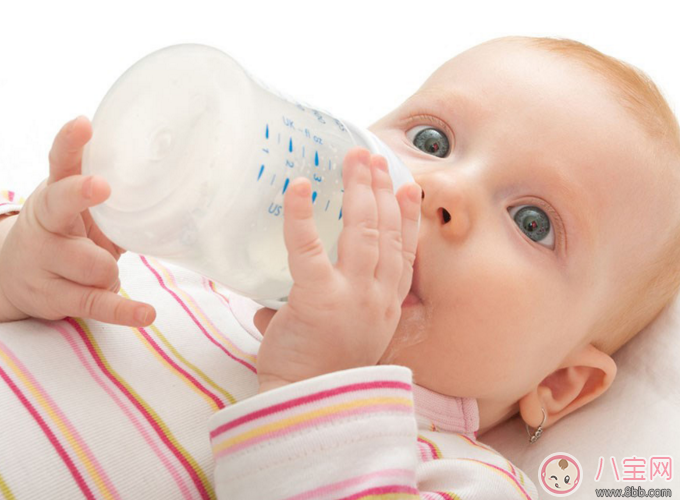 怎樣判斷寶寶吃否吃飽 寶寶吃飽的表現(xiàn)有哪些