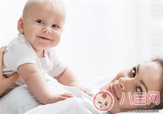 怎樣判斷寶寶吃否吃飽 寶寶吃飽的表現(xiàn)有哪些