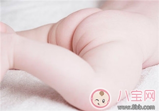 寶寶反復(fù)紅屁股怎么回事 嬰兒反反復(fù)復(fù)紅屁股怎么辦