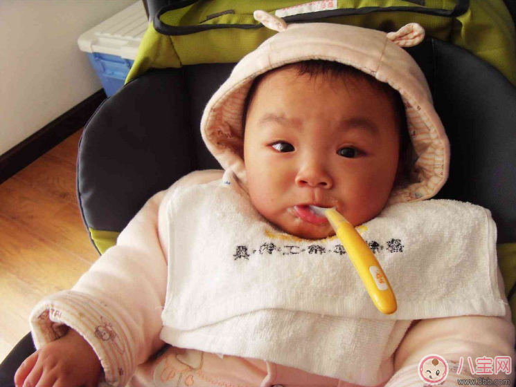 孩子吃米粉便秘怎么辦 孩子吃米粉便秘怎么改善 孩子吃米粉便秘怎么辦 孩子吃米粉便秘怎么改善