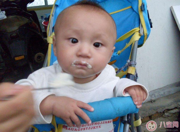 孩子吃米粉便秘怎么辦 孩子吃米粉便秘怎么改善 孩子吃米粉便秘怎么辦 孩子吃米粉便秘怎么改善