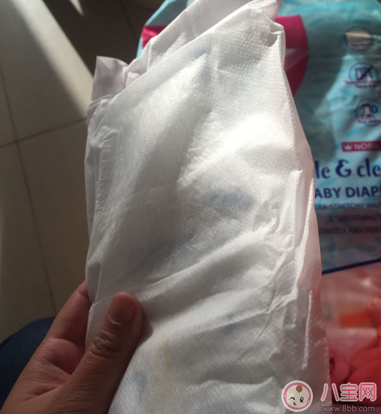 尤蒂卡干爽紙尿褲怎么樣 尤蒂卡干爽紙尿褲使用測評