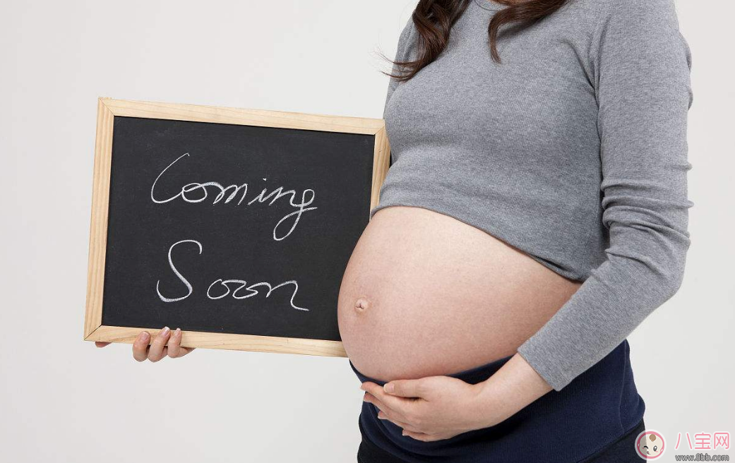 宣布懷孕的創意句子感慨 適合宣布懷孕特別的說說短語