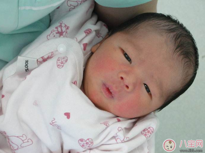 寶寶出生時的幸福感言 2018寶寶出生感言發朋友圈