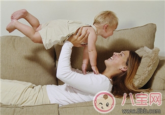 生完孩子瘦了很多的心情說(shuō)說(shuō) 生完孩子體重減輕了的感慨句子 生完孩子瘦了很多的心情說(shuō)說(shuō) 生完孩子體重減輕了的感慨句子