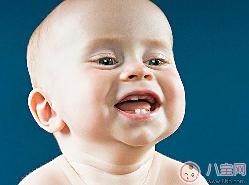 寶寶長牙的朋友圈說說 關于寶寶長牙說說心情