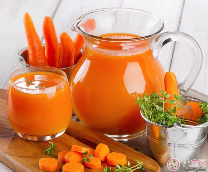 喝胡蘿卜汁能預(yù)防乳腺癌嗎 如何自制胡蘿卜汁