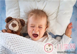 小孩流感發(fā)燒幾天能好 小孩流感發(fā)燒吃什么好 小孩流感發(fā)燒幾天能好 小孩流感發(fā)燒吃什么好