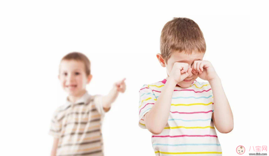 孩子老是在學校受欺負怎么辦 如何對待孩子被欺負的問題