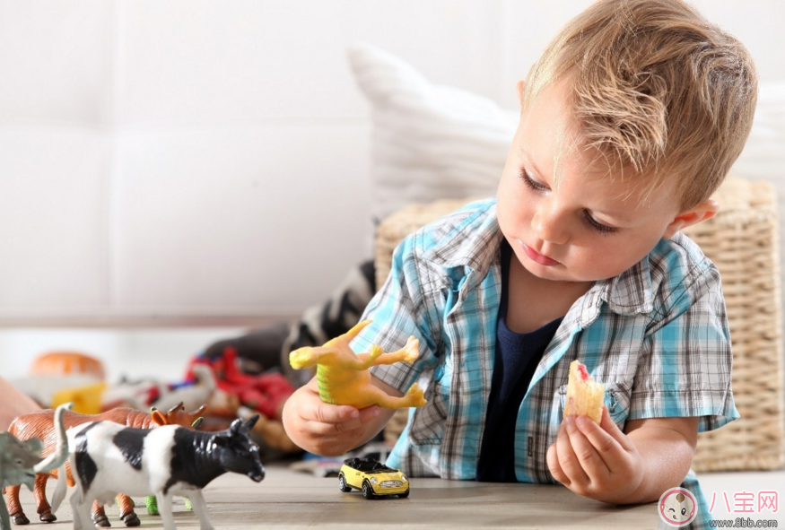 權(quán)威型教養(yǎng)方式是什么 權(quán)威的家庭教養(yǎng)方式對不對