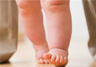 寶寶學走路的心情說說 寶寶學走路的唯美句子