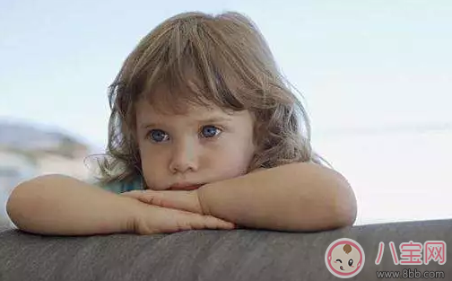 一歲寶寶要學會交朋友嗎 怎么教一歲寶寶進行社交活動 一歲寶寶要學會交朋友嗎 怎么教一歲寶寶進行社交活動