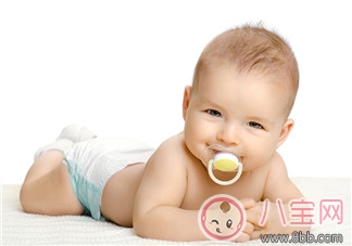 寶寶多大可以用安撫奶嘴 寶寶用安撫奶嘴好不好