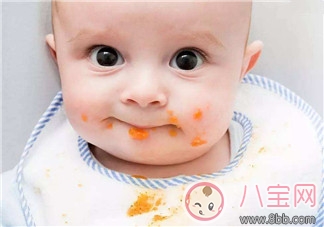 寶寶身上起紅點點怎么回事 寶寶身上紅點點如何護理 寶寶身上起紅點點怎么回事 寶寶身上紅點點如何護理