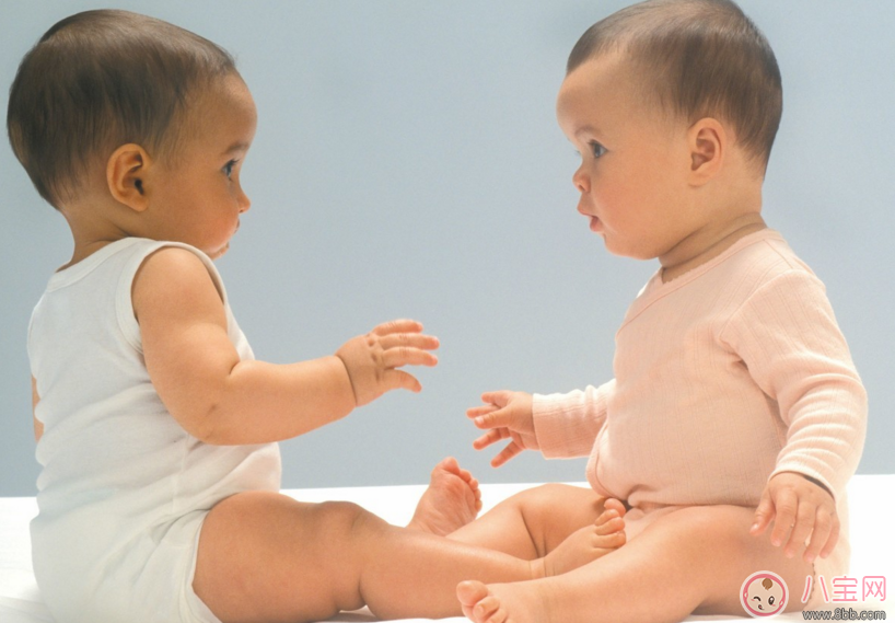 雙胞胎怎么發說說朋友圈 有關雙胞胎的經典語錄 雙胞胎怎么發說說朋友圈 有關雙胞胎的經典語錄