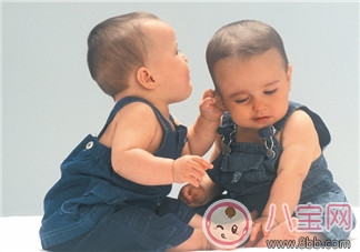 雙胞胎怎么發說說朋友圈 有關雙胞胎的經典語錄 雙胞胎怎么發說說朋友圈 有關雙胞胎的經典語錄