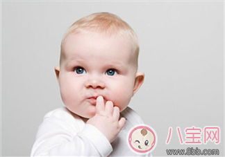 嬰兒喜歡吃手好不好 為什么寶寶喜歡吃手 嬰兒喜歡吃手好不好 為什么寶寶喜歡吃手