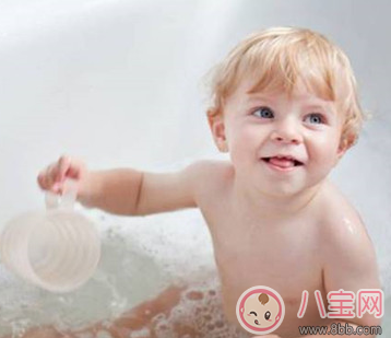 寶寶濕疹可以用艾葉洗澡嗎 小孩用艾葉洗澡方法