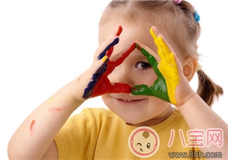 為什么畫畫能開發孩子的智力 孩子幾歲開始學畫畫好 為什么畫畫能開發孩子的智力 孩子幾歲開始學畫畫好