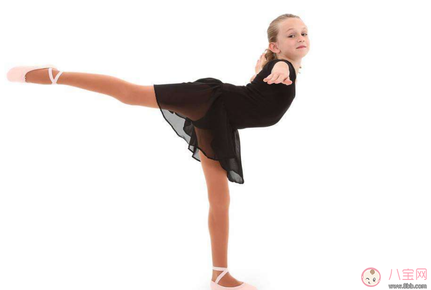 吳尊女兒neinei學芭蕾 有必要帶孩子學芭蕾嗎 吳尊女兒neinei學芭蕾 有必要帶孩子學芭蕾嗎