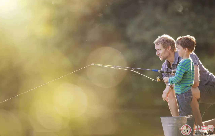 發親子旅游照感悟唯美句子 親子游玩照片的唯美心情說說 發親子旅游照感悟唯美句子 親子游玩照片的唯美心情說說