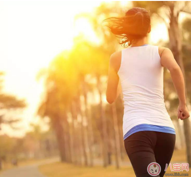 月經快來了可以跑步嗎 月經前后跑步好不好