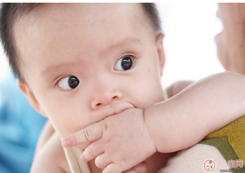 孩子從小養(yǎng)成了吃手的習(xí)慣怎么辦 孩子吃手是壞習(xí)慣嗎