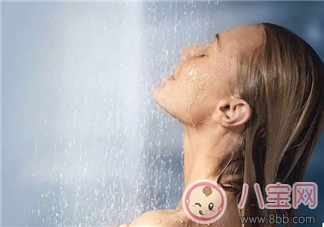 夏天運動后可以洗冷水澡嗎 運動后洗冷水還是熱水澡好 