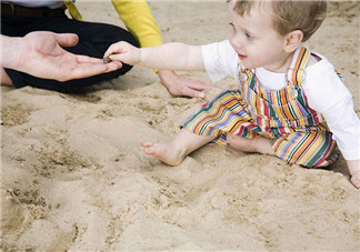 發親子旅游照感悟唯美句子 親子游玩照片的唯美心情說說