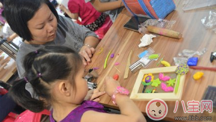 陪孩子親子活動(dòng)說(shuō)說(shuō) 陪孩子親子活動(dòng)發(fā)朋友圈心情句子