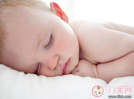 小孩睡覺磨牙怎么辦 寶寶磨牙會影響睡眠嗎