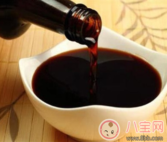 坐月子可以吃醬油嗎 月子吃醬油會(huì)不會(huì)回奶