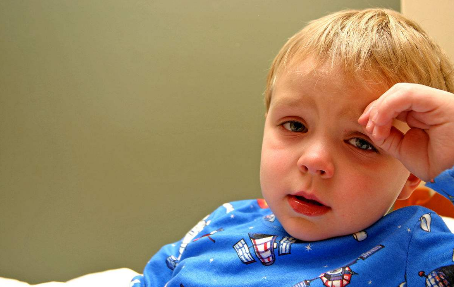 孩子生病帶娃說說怎么發 寶寶生病媽媽帶孩子心情說說朋友圈