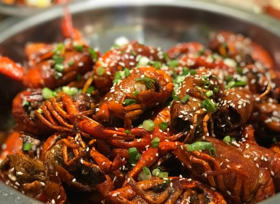 想吃龍蝦的說說朋友圈 曬吃龍蝦的經典語錄 想吃龍蝦的說說朋友圈 曬吃龍蝦的經典語錄