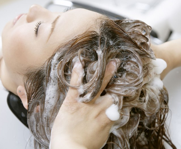 坐月子多久可以洗頭 月子不洗頭科學(xué)嗎