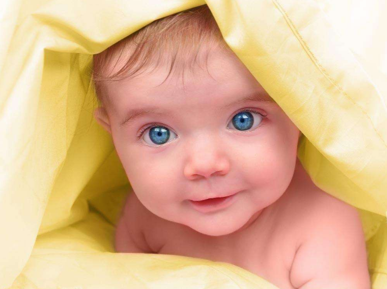 寶寶出汗特別多正常嗎 寶寶出很多汗怎么回事 寶寶出汗特別多正常嗎 寶寶出很多汗怎么回事