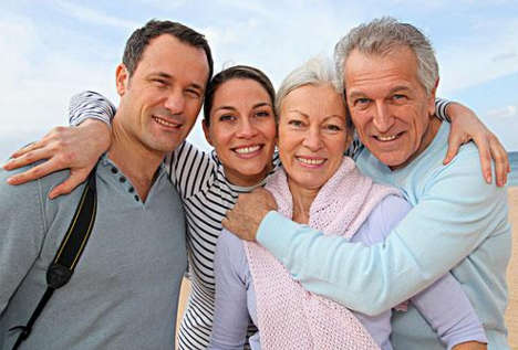 多陪陪父母的經典短句 家人最重要的簡短句子說說